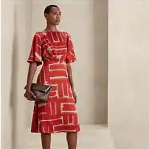 Banana Republic Factory Flutter Sleeve Knee-Length dress - size 4 - Maverick Tan